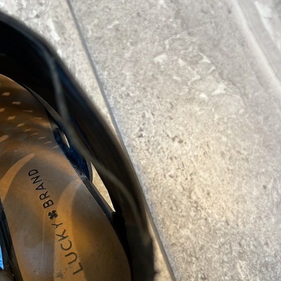 Lucky Brand Darvie Block Heel Sandals - Picture 6 of 11